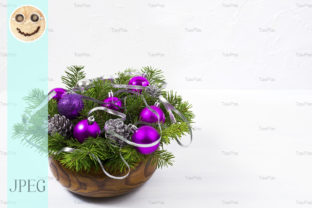 Christmas Centerpiece with Glitter